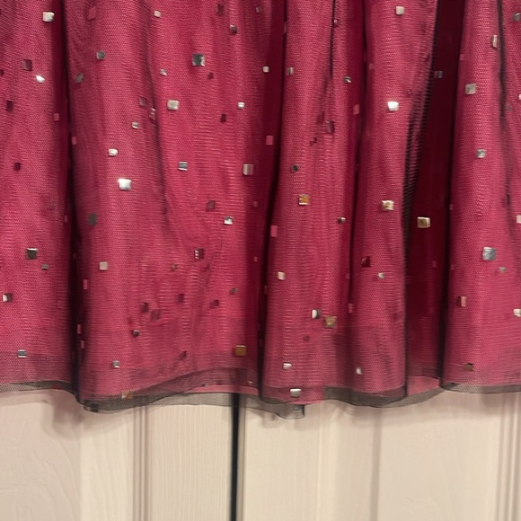 So black and pink skirt with silver accents and crinoline size Medium 10-12 NWOT - Picture 4 of 8